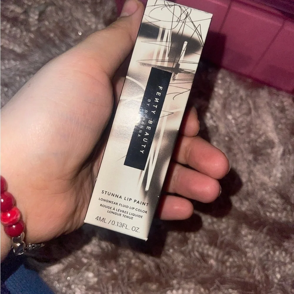 Fenty Beauty Stunna Lip Paint Liquid Lipstick in Uncuffed BNIB